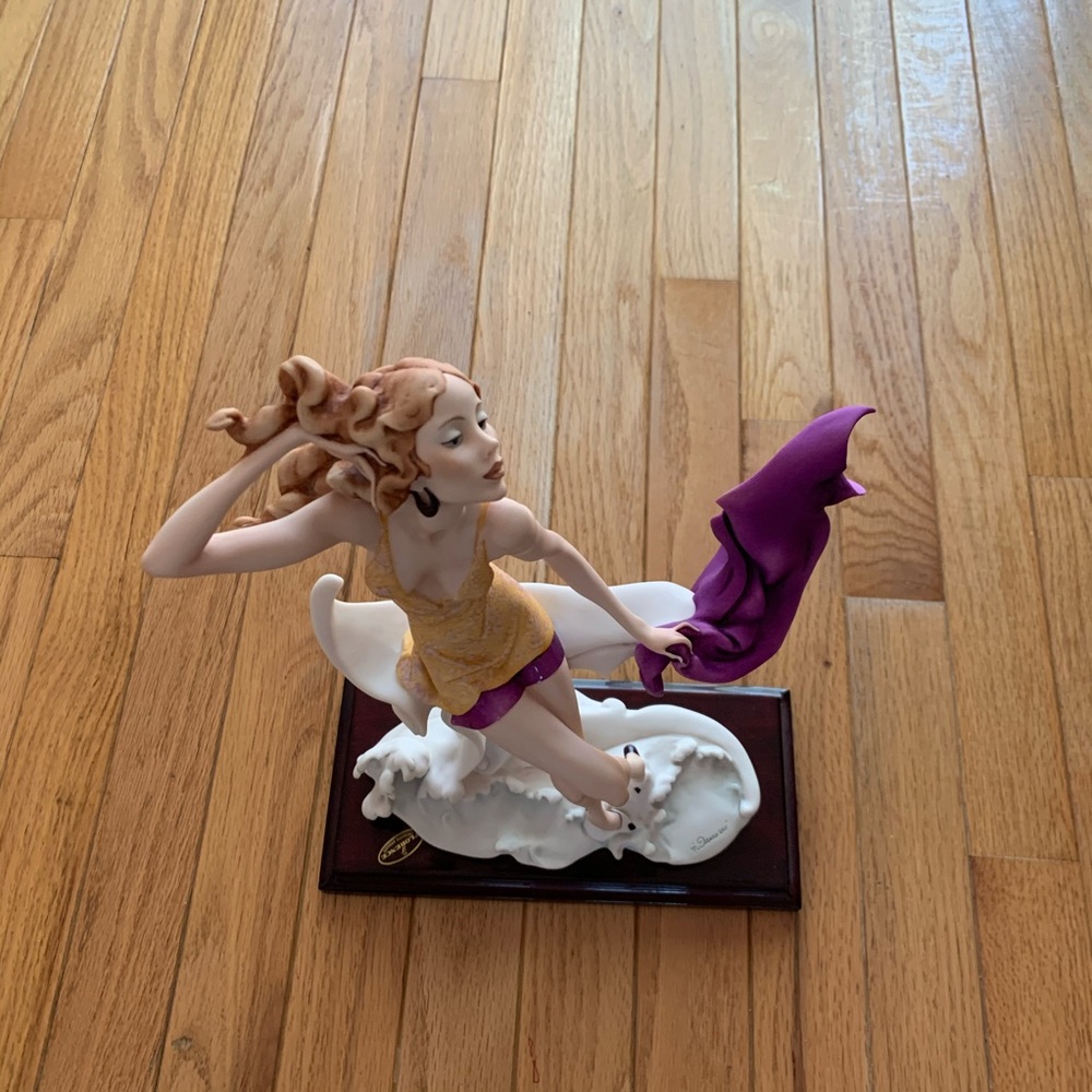Giuseppe Armani Figurine Seashore - Summer